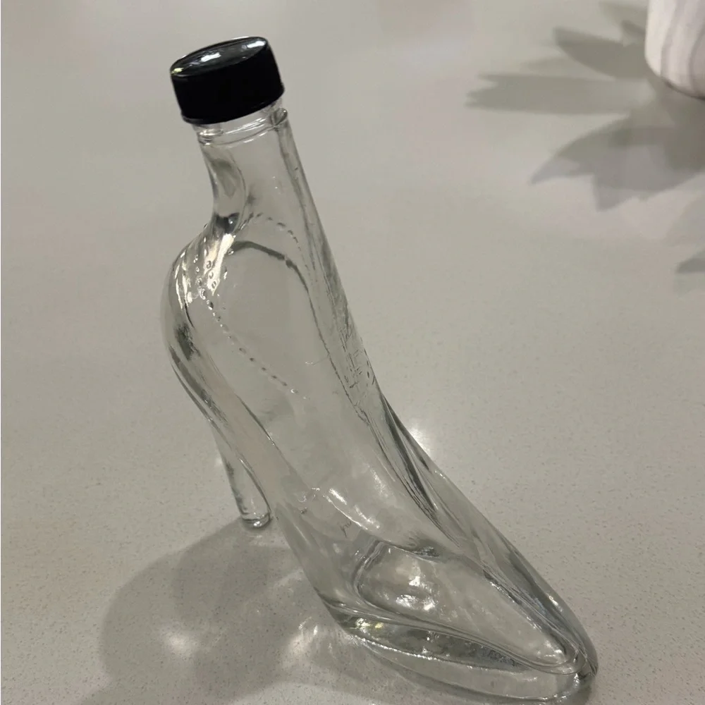 Vintage Clear Glass High Heel Stiletto Bottle Decanter‎ with top 8.75”